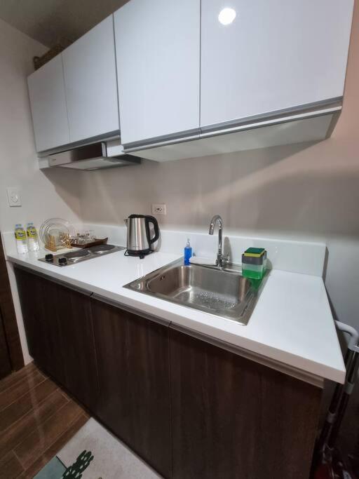 Great View 1 Bedroom Condo In Makati Near Trident Tower Manila Luaran gambar